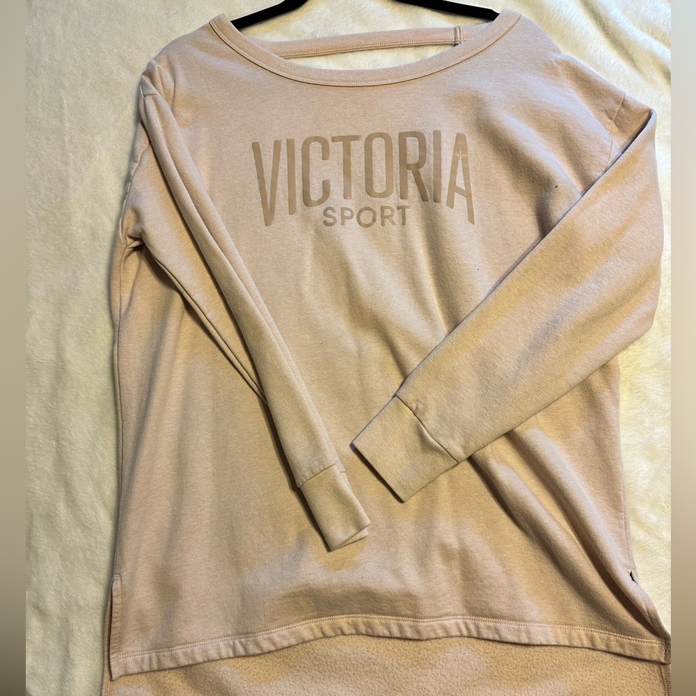 Victoria Sport light pink sweater